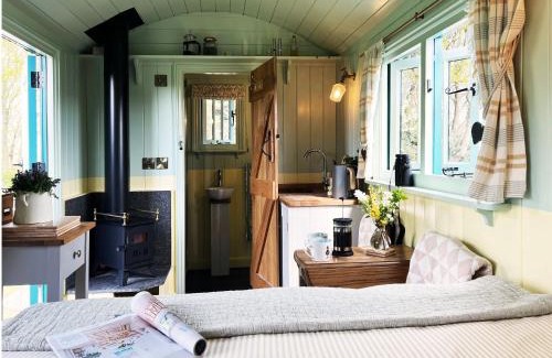 Sutton House | The Hollies Shepherds Hut by The Suffolk Cottage Collection