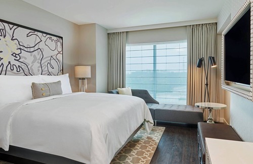 Alpharetta Hotel | The Hotel at Avalon, Autograph Collection