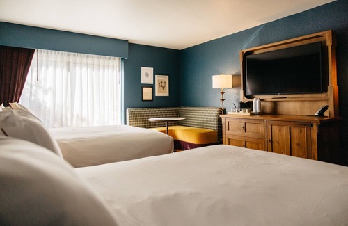 Downtown Chattanooga Hotel | The Hotel Chalet at The Choo Choo
