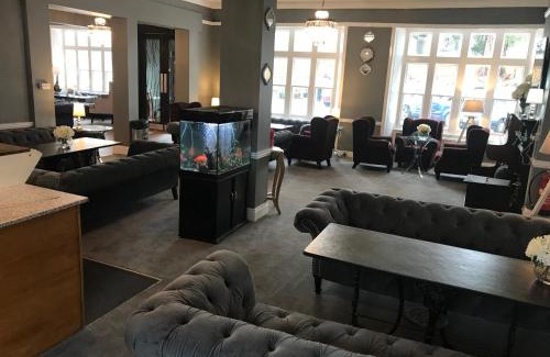 Llandrindod Wells Hotel | The Hotel Commodore