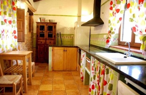 Villanueva de la Jara Cottage | The House of the River for 13 people