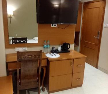 Eksar Hotel | The Hub Link