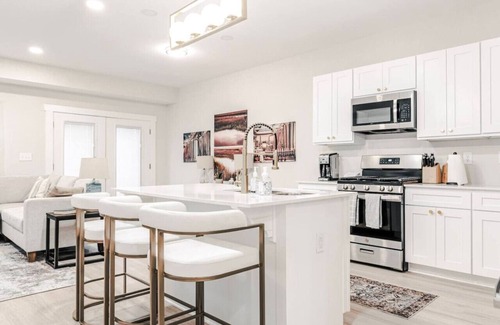 North Charleston House | The Hugo Hideaway~Spacious 3br/2.5ba N. Chs home