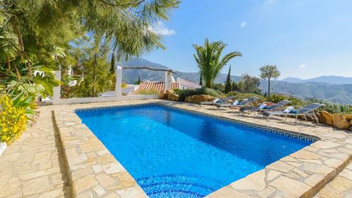 Canillas de Aceituno House | The Hunting Lodge Alcaucín by Ruralidays