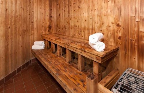 Canal Park Hotel | The Inn on Lake Superior