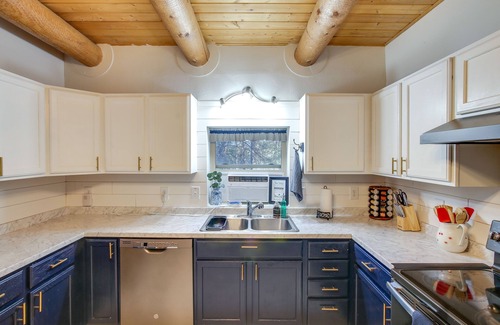 Carey Bay Cabin | 'The InnLet' - Comfy Cabin By Conkling Marina