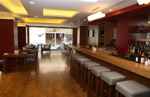 Hamra Hotel | The J Hotel & Spa