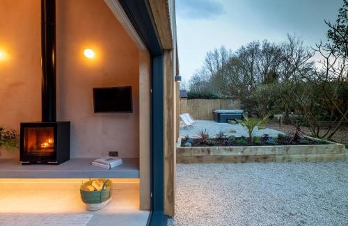 Etchinghill House | The Joiners Rest