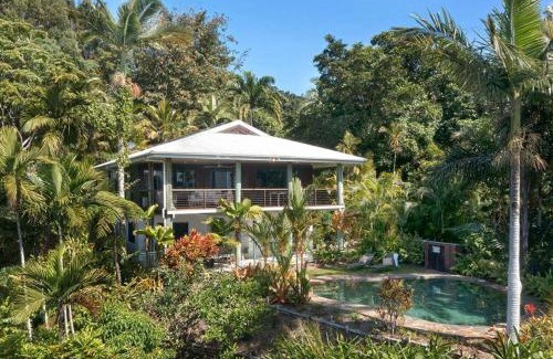 Bingil Bay House | The Jungle House - 2 Bedroom Home - Bingil Bay