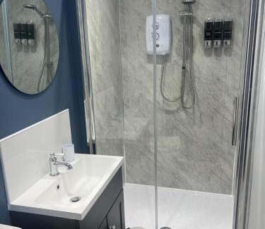 Hopton Apartment | The Kings View 4 bed exec apartment