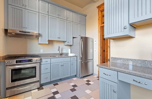 Custer Hotel | The Kleemann House