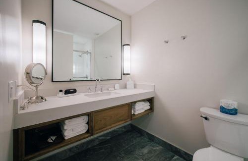 University City Hotel | The Knight Center at Washington University