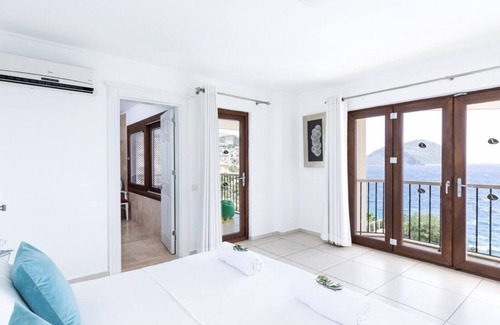 Kalkan Villa | The Korsan Kuzey - Five Bedroom Villa, Sleeps 10