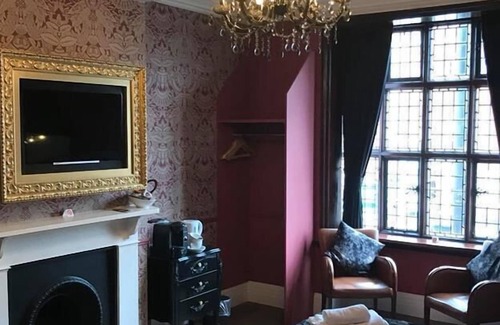 Sudbury Hotel | The Lady Elizabeth