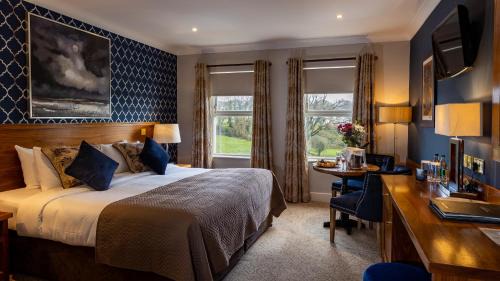 Ballina Hotel | The Lakeside Hotel & Leisure Centre