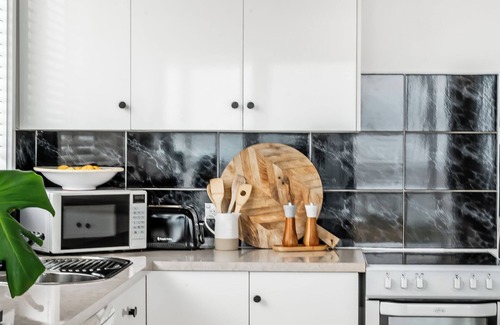 Aldinga Beach House | The Landing, Aldinga Beach | Beachfront, Pool Wood fire, Mclaren Vale Wineries