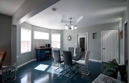 Atchison House | The Landing is a Cheerful 3 bedroom 2 bath home!