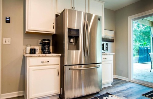 North Charleston House | The Landing Spot: Pool + Ping-Pong + Mod Style!