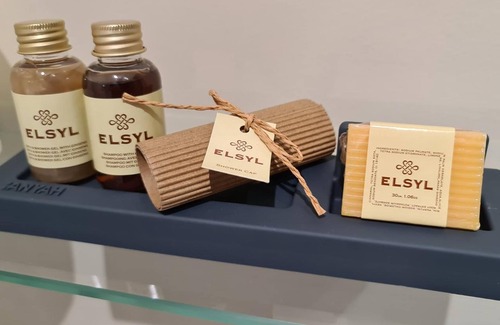 Wrexham Hotel | The Lemon Tree - Hotel