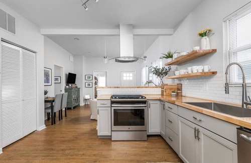 Fountain Square House | The Little Blue Cottage in Fountain Square