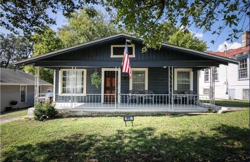 Birmingham House | The Little Blue in Bham