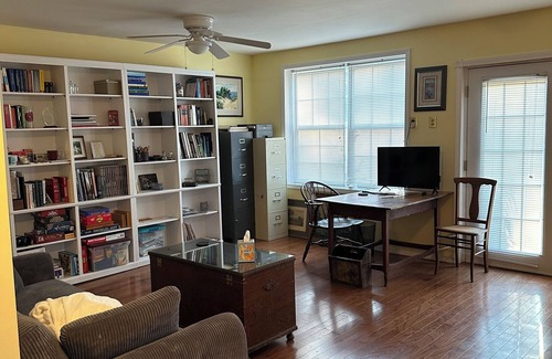 Stateburg Cottage | The Little Cottage at Brookland Historic Plantation in Stateburg, near Shaw