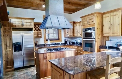 Heber Springs Ski Chalet | The Little Red River Chalet on pond next to the Little Red River, Gameroom, Deck