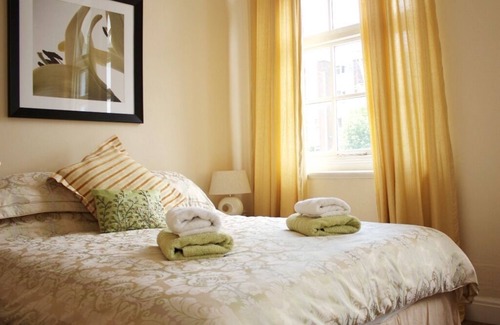 Liverpool Bed & Breakfast | The Liver View