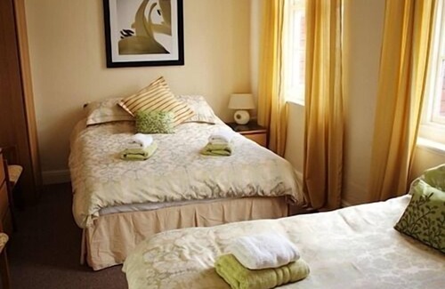 Liverpool Bed & Breakfast | The Liver View