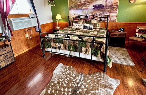 Logan Hotel | The Lodge at Ute Lake aka Yucca Motel and Cabins