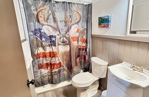 Logan Hotel | The Lodge at Ute Lake aka Yucca Motel and Cabins