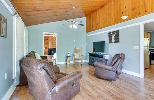 Taswell House | The Lodge At White Oaks Cabins