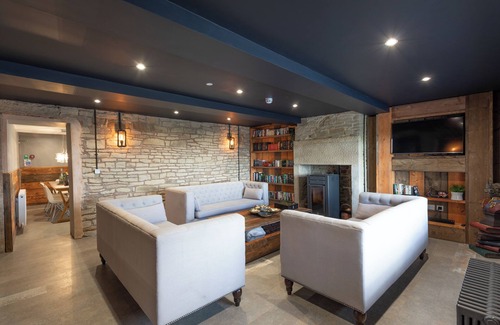 Ainley Top House | The Lodge!