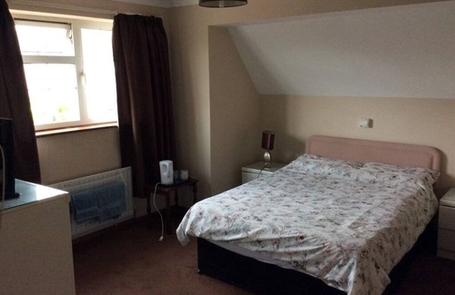 Isle of Grain House | The Lodge Guesthouse