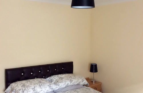 Isle of Grain House | The Lodge Guesthouse