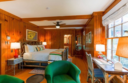 Lake Lure Cabin | The Lodge on Lake Lure