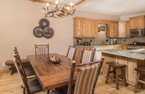 Big Sky House | The Lodges at Elkhorn Creek Unit 1302
