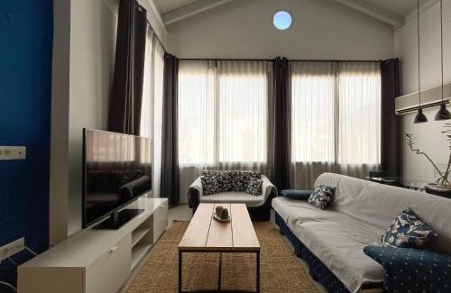 Aigio Apartment | THE LOFT PROJECT Center City F