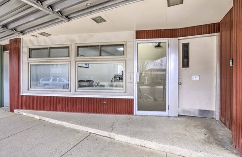 Albert Lea Apartment | The Loft small studio apartment on the 2nd floor. Private, Small & Affordable