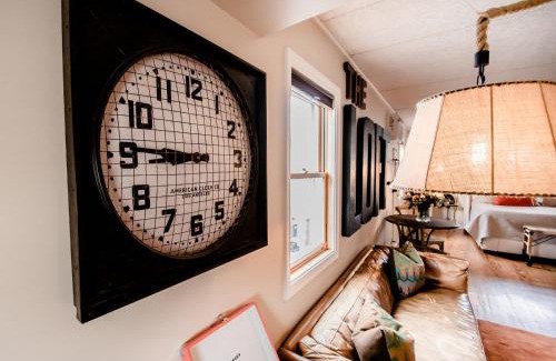 Granville Apartment | The Loft