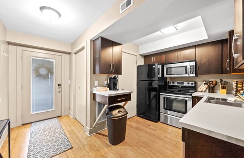 Clarksville Condo | The Lofts of Downtown (540 N 2nd St, #105)