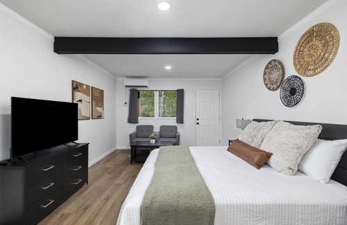 Indian Point Hotel | The Lofts on Indian Point