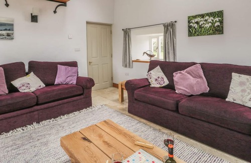 Goathland Cottage | THE LONG BARN, pet friendly, character holiday cottage in Goathland