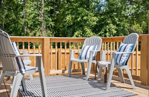 Clarksville House | The Lopez Lounge in Downtown - 1018 Main St