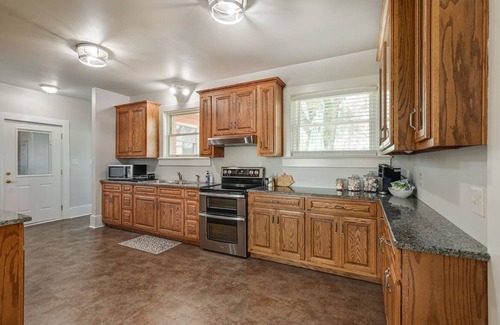 Franklin House | The Lucky Chance House - Franklin, KY