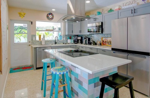 Indian Rocks Beach House | The Luxury Golf Cart Hideaway at IRB - Golf Cart Peaceful hideaway at the Beach