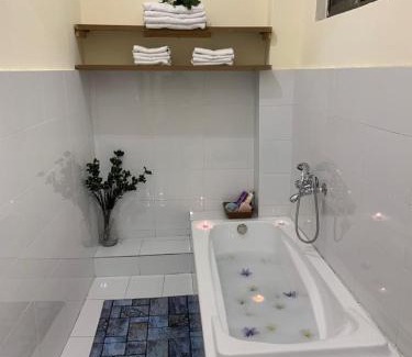 Gilgit Hotel | The Mandarin Inn