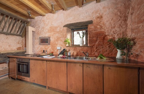 Axminster House | The Manger, Perched in an elevated position within the Blackdown Hills National Landscape.