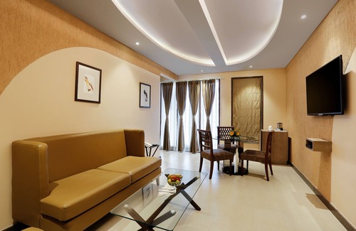 Bareilly Hotel | The Manor Bareilly Hotel