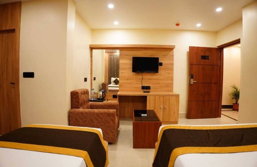Deoghar Hotel | The Marutinandan Grand
